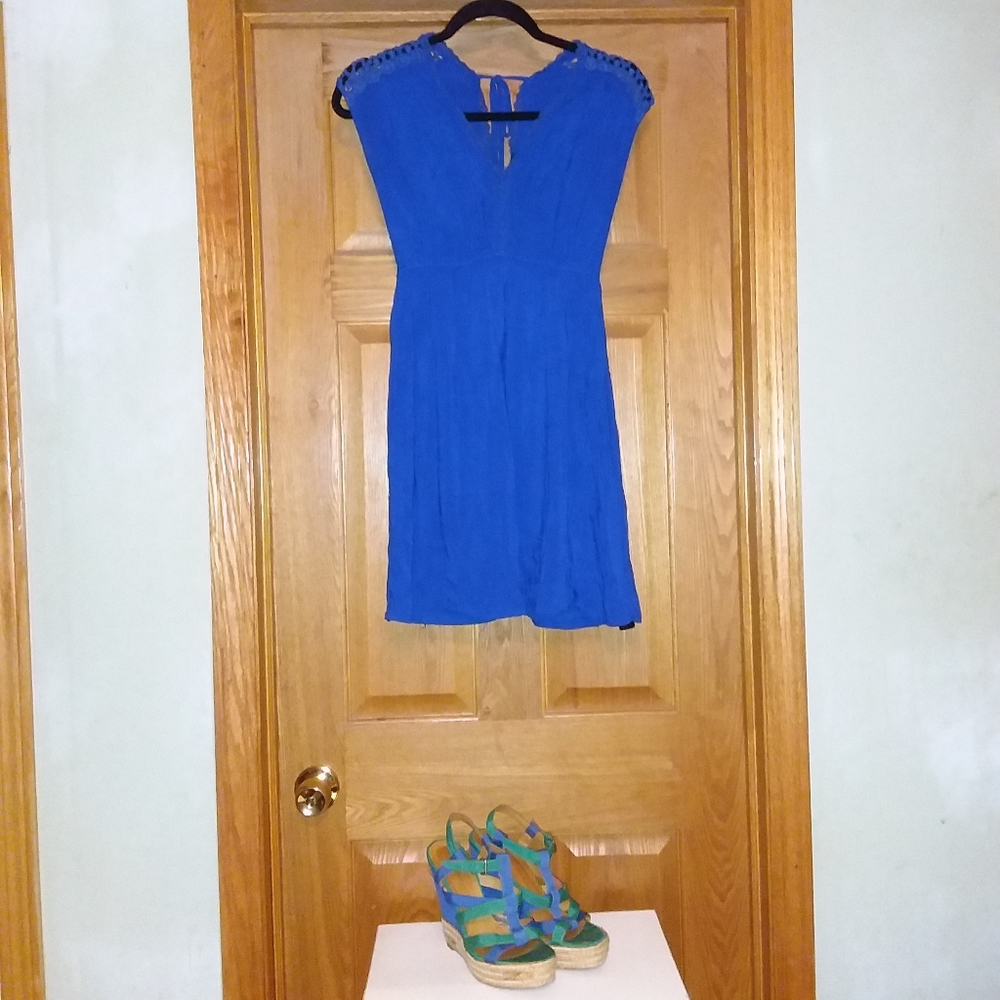 Dress & Heels Set - Picture 2 of 9